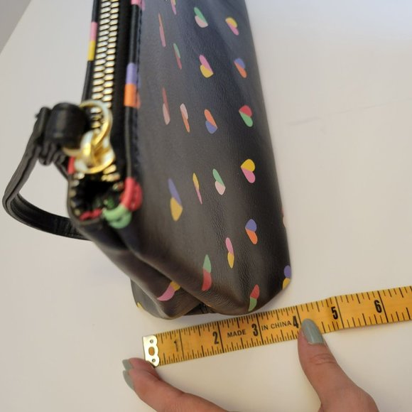 Betset Johnson Hearts Printed Pebble Zip Large Wristlet Black Makeup Case - Picture 8 of 11